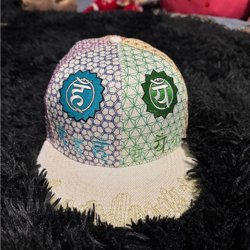 Grassroots + Skytree + Sam Farrand Artist Edition Chakra ohm hat
